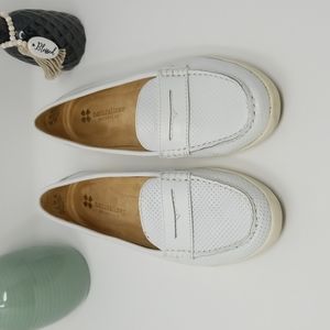 Naturalizer loafers